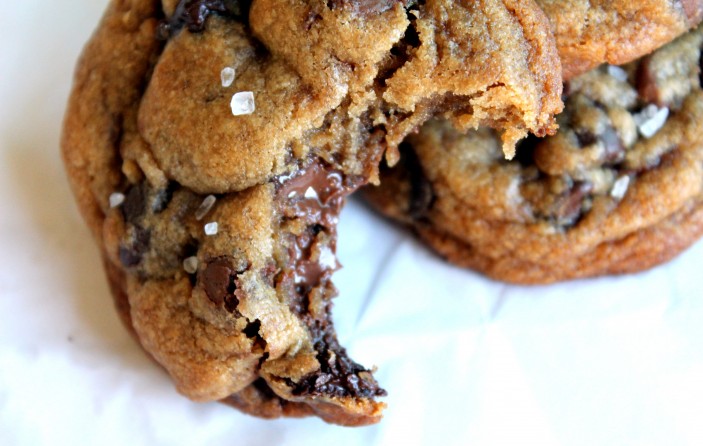 Nutella Stuffed Brown Butter & Sea Salt Chocolate Chip Cookies