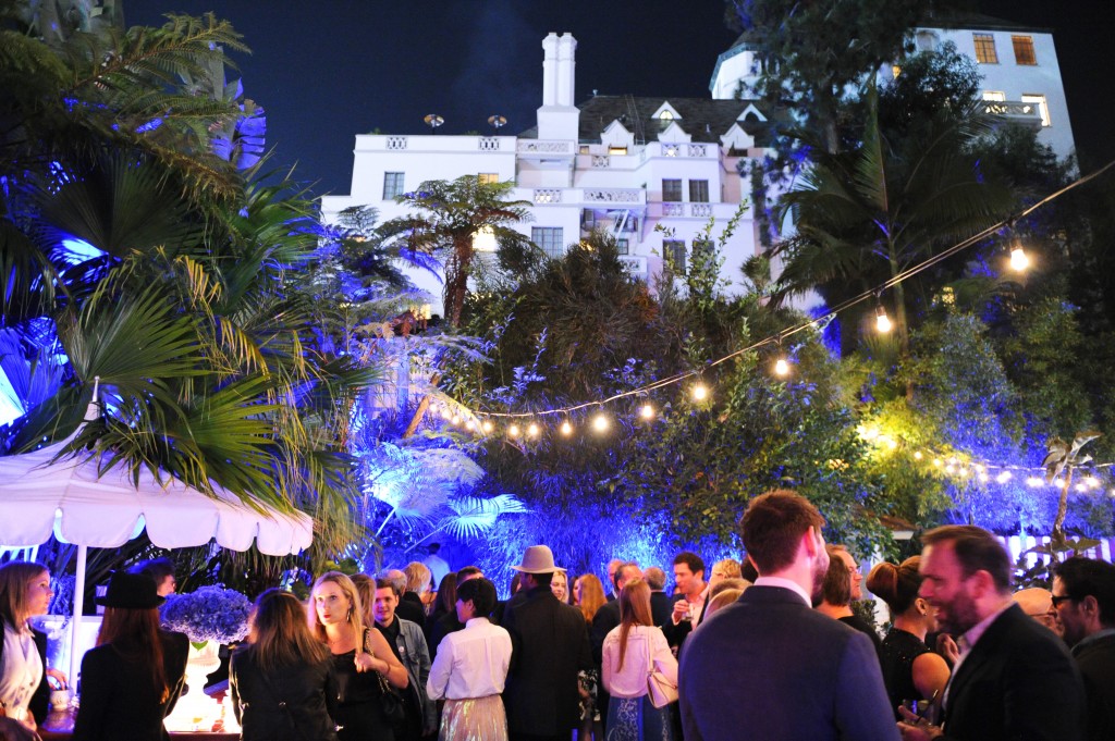CHARLES FINCH HOSTS 'OUT OF TOWNERS' DINNER IN PARTNERSHIP WITH MULBERRY AT CHATEAU MARMONT