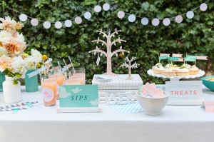 Minted Matthiola Party Decor